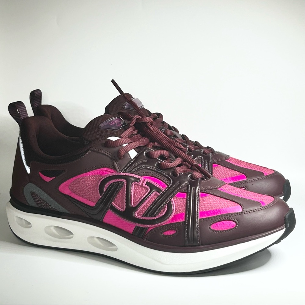 New Valentino Garavani V Logo Easyjog Sneakers Size 11US/44EU